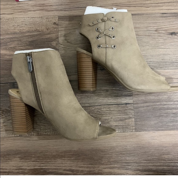Circus By Sam Edelman Edna Taupe High Heel Booties Size 10 - Picture 2 of 11